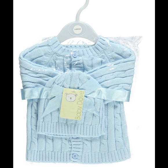 SOLD. Baby Dove cable knit cardigan and beanie set