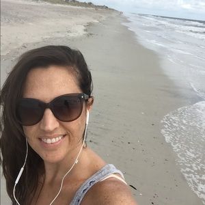 Meet your Posher, Valerie