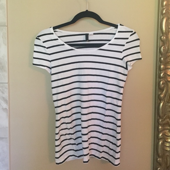 H&M basic striped tee shirt