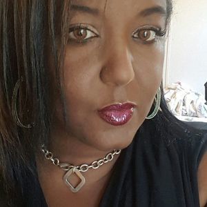 Meet your Posher, Chlondra