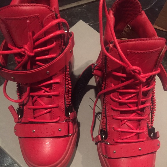 Size 7 Giuseppe Zanotti