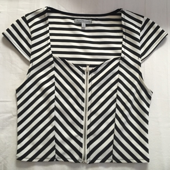 Black and white stripe crop top
