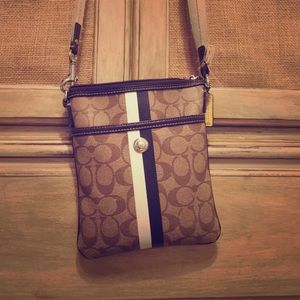 Coach purse cross body
