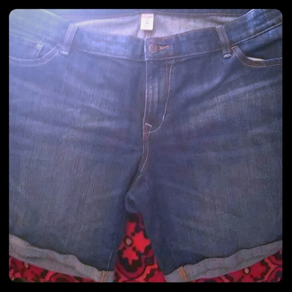 Old navy plus size 18 shorts