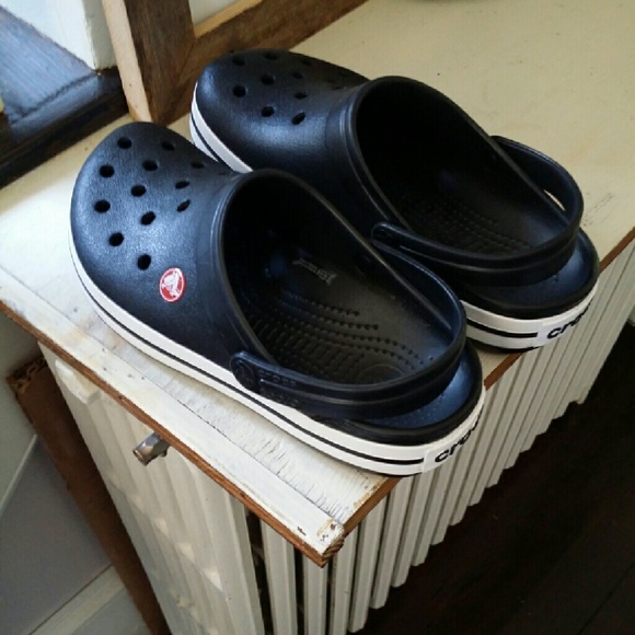 CROCS