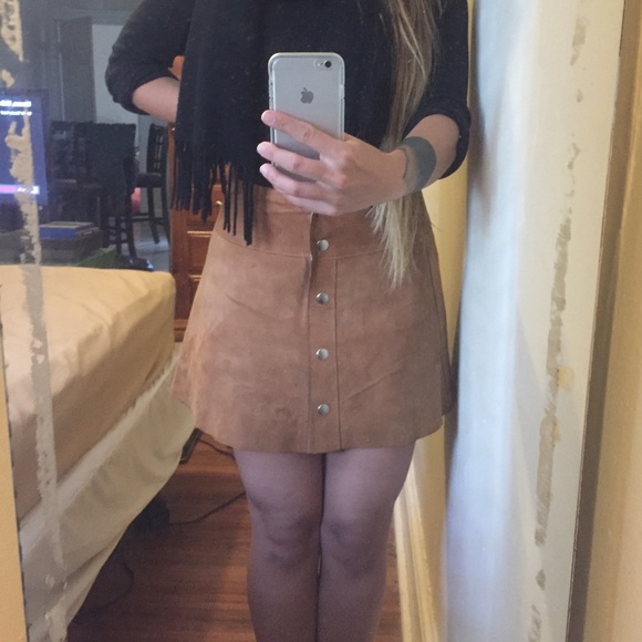 Vintage 70's Suede Mini Skirt - Picture 3 of 3