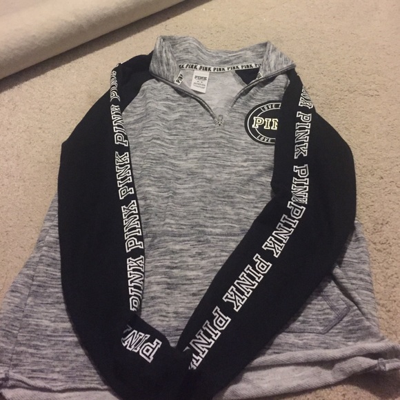 Barley used PINK sweatshirt