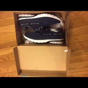 Brand New Sperry shock light boat shoes