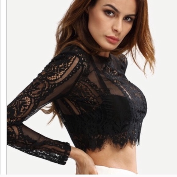 🌹 Sheer Lace Top. Runs small. Need slender arms - Picture 2 of 4