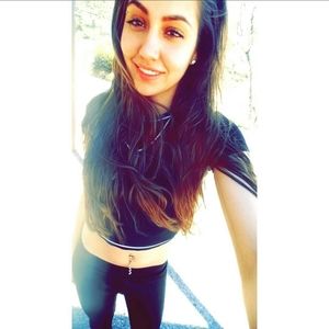 Meet your Posher, Karina