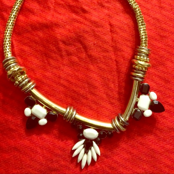 YinYang black white Golden statement necklace! 🎀