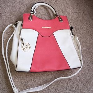 Michael Kors Handbag! #AMustHave #MICHAELKORS #MK