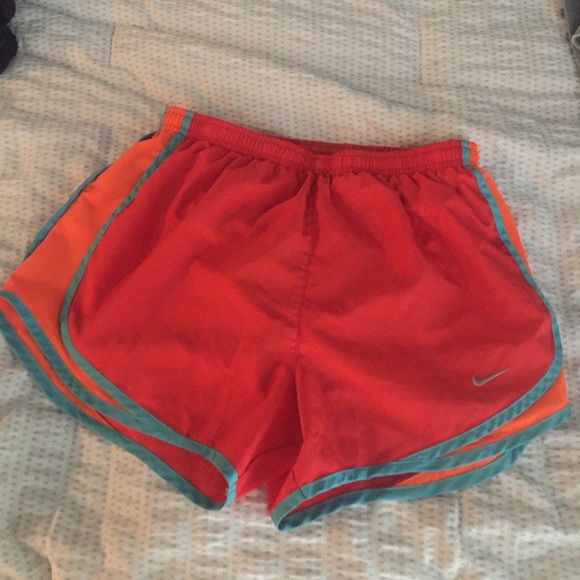 Nike Dry Tempo Shorts