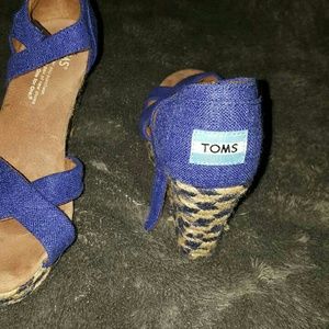 Tom's wedges