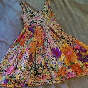 Pleated Floral Dress Flowy Fun Flirty