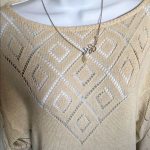 BEAUTIFUL VINTAGE CREAM SWEATER