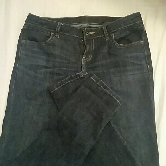 Vera Wang skinny jeans