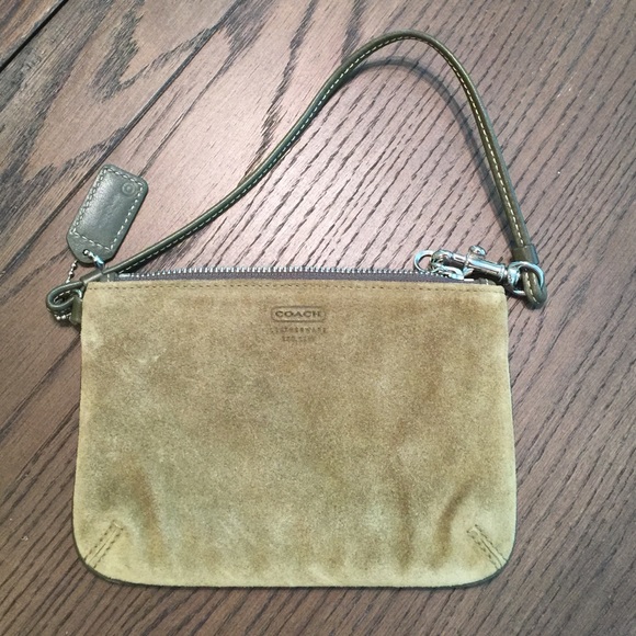 Coach mini wristlet - Picture 1 of 4