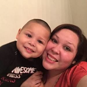 Meet your Posher, Alexandra