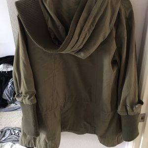 A green jacket very comfortable