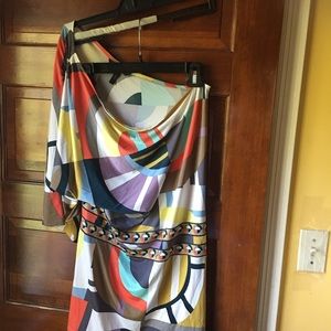 BCBG one shoulder tunic