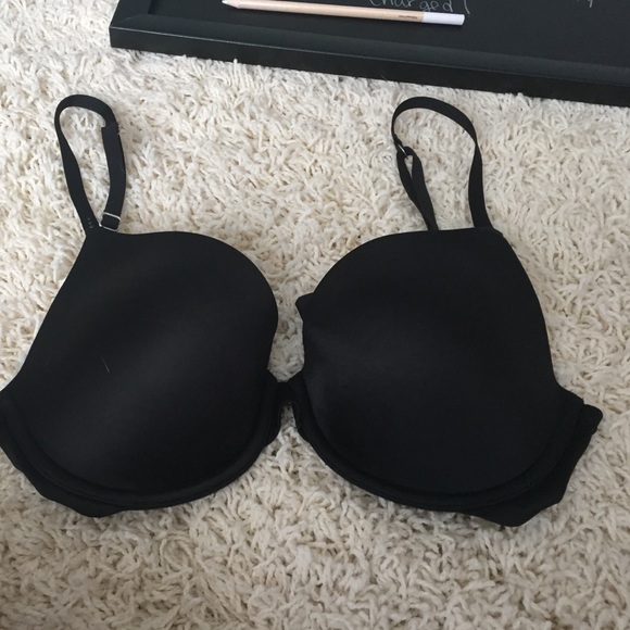 Black Victoria Secret bra