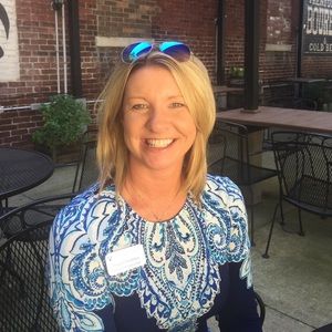 Meet your Posher, Paula