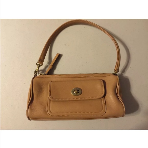 Coach Penelope Turnlock Bag, Clutch, wristlet.