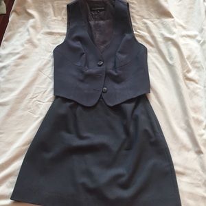 Guess Collection grey skirt and vest