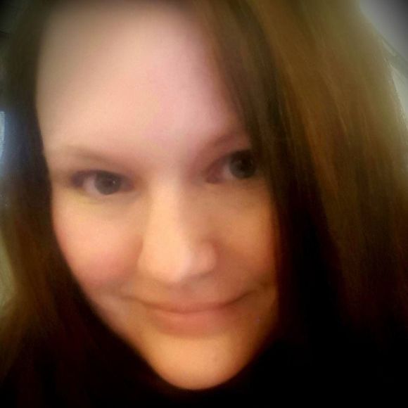 Meet your Posher, Amanda - Picture 1 of 1