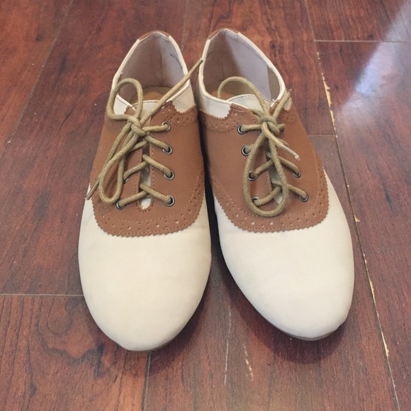 Brown/Tan Saddle Shoes