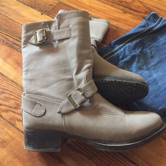 Relativity Shoes - Faux suede moto boots by Relativity, size 9