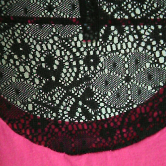 Pink Love Cross Shirt - Picture 4 of 4