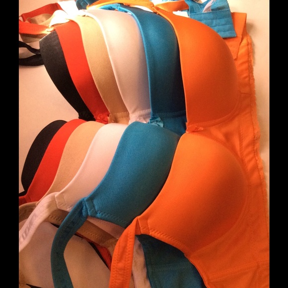 6 Underwire Bra's NWT - Picture 3 of 4