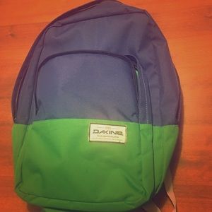 〽️Price drop〽️Dakine backpack in great condition