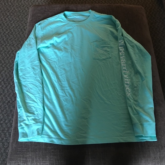 NWOT Vineyard Vines Men's Vintage long sleeve