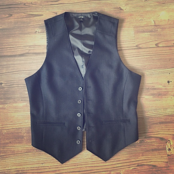 Men's black, adjustable-waist vest - Picture 1 of 2
