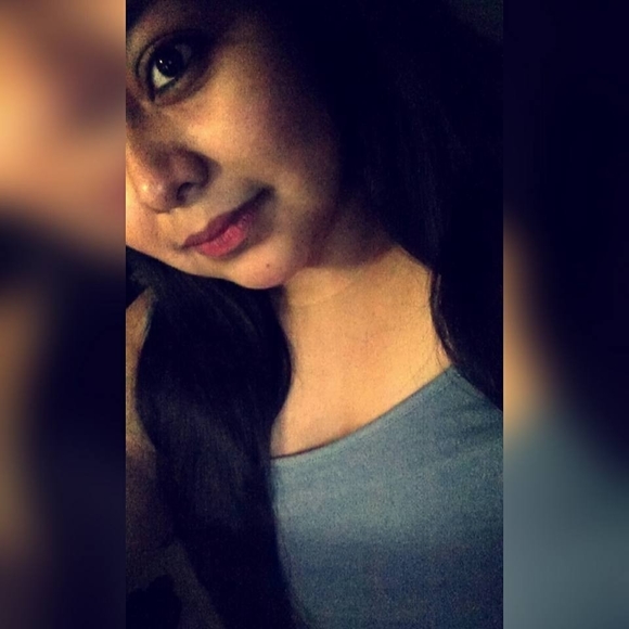 Meet your Posher, Alina