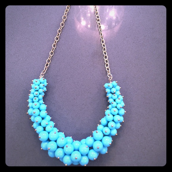 Turquoise beaded neckless