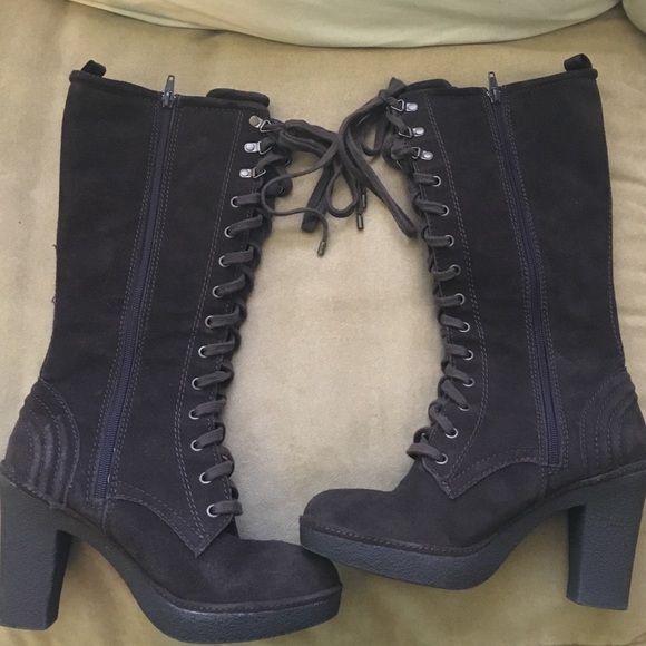 Juicy Couture brown lace-up suede boots