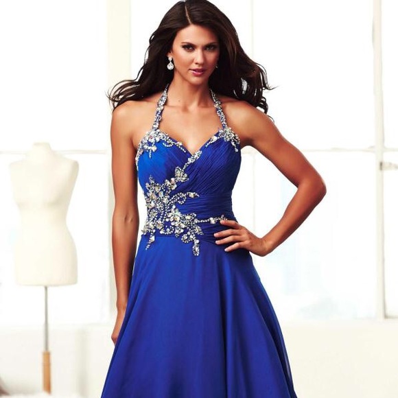 Mac Duggal prom dress