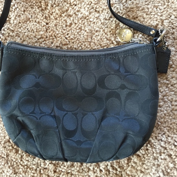 Crossbody | COACH - Picture 4 of 4