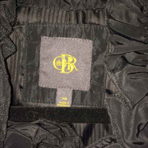 Short ruffled jacket - Picture 3 of 4