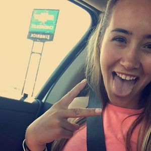 Meet your Posher, Carlie