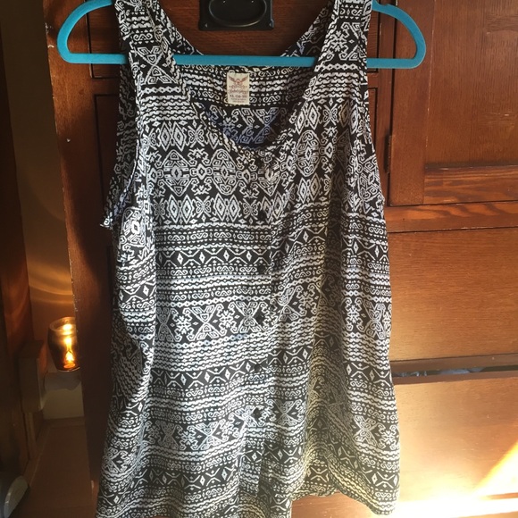 Tribal print tank