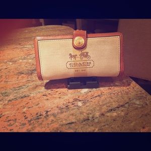 Coach TURNLOCK
slim envelope wallet