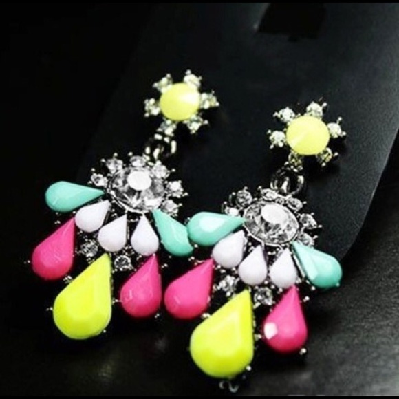 NEON EARRINGS - Picture 3 of 3