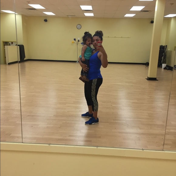 Meet your posher - Picture 4 of 4