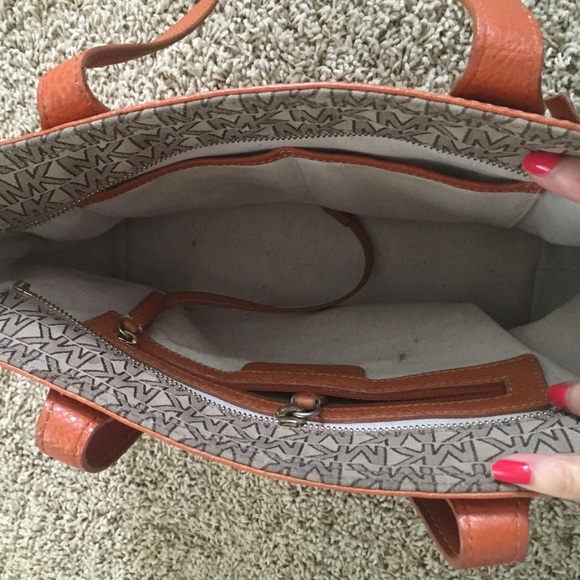 Hand bag - Picture 3 of 4