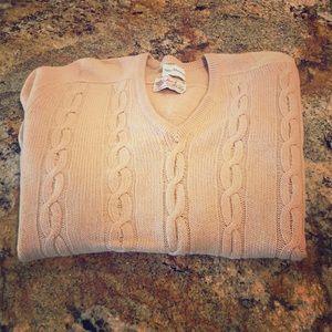 Classic cable v-neck cashmere/camel hair sweater